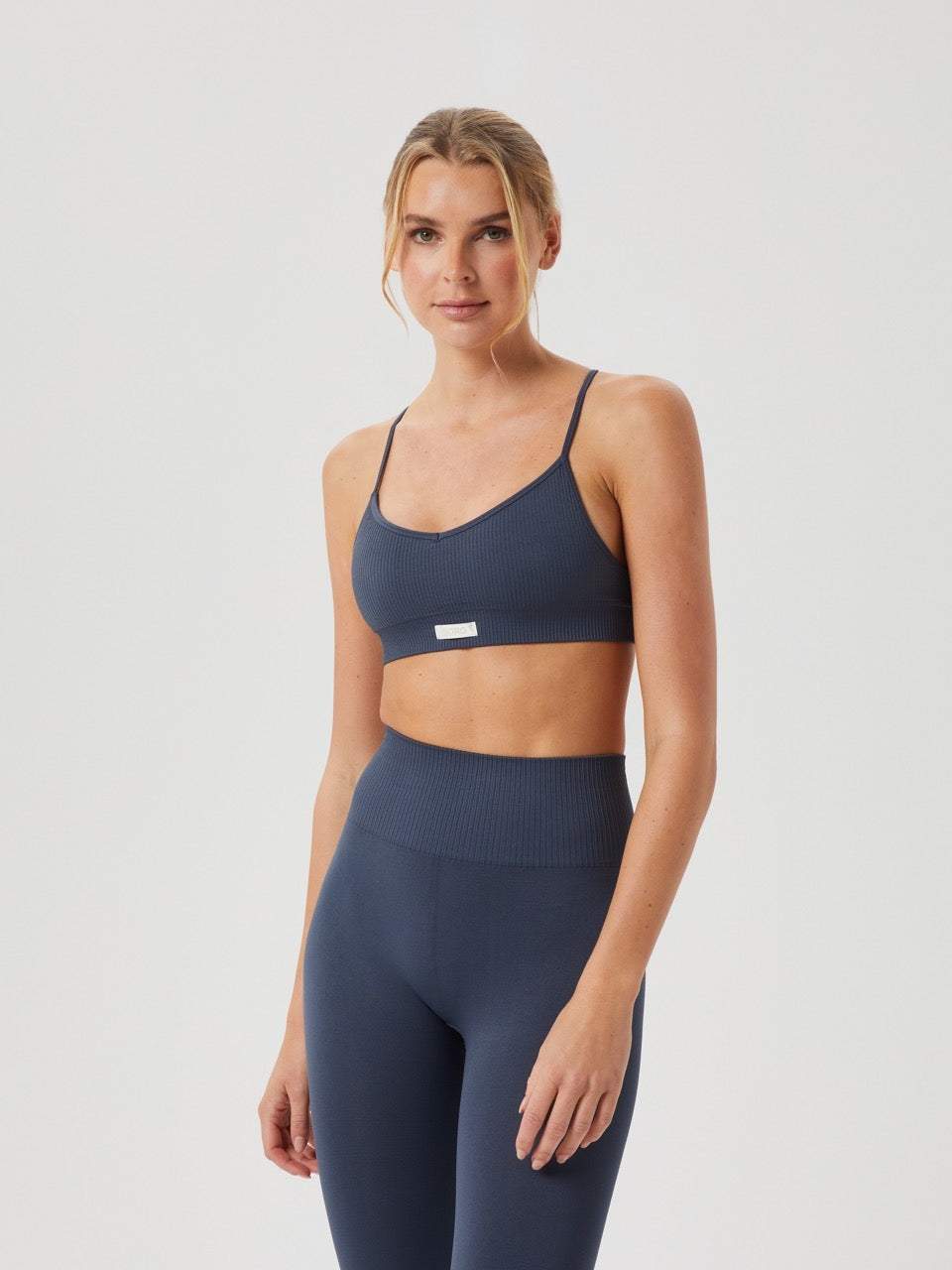 Björn Borg STUDIO SEAMLESS RIBBED STRAP BRA, SPORT-BH – MARINBLÅ